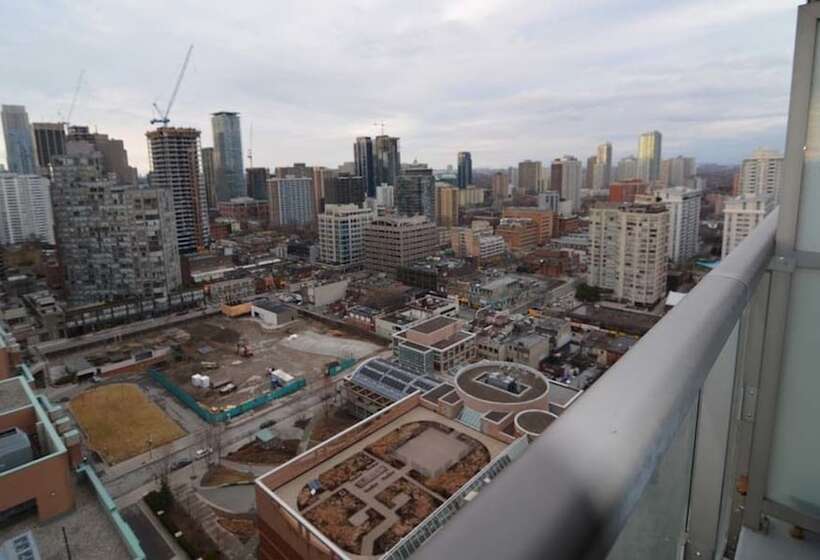 Toronto Escape   The Ruby Pink Suite