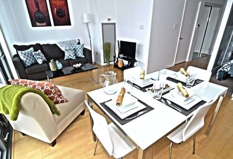 Toronto Escape   The Ruby Pink Suite