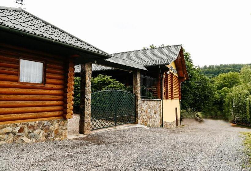 Общежитие Chudodievo In Chynadievo Mini