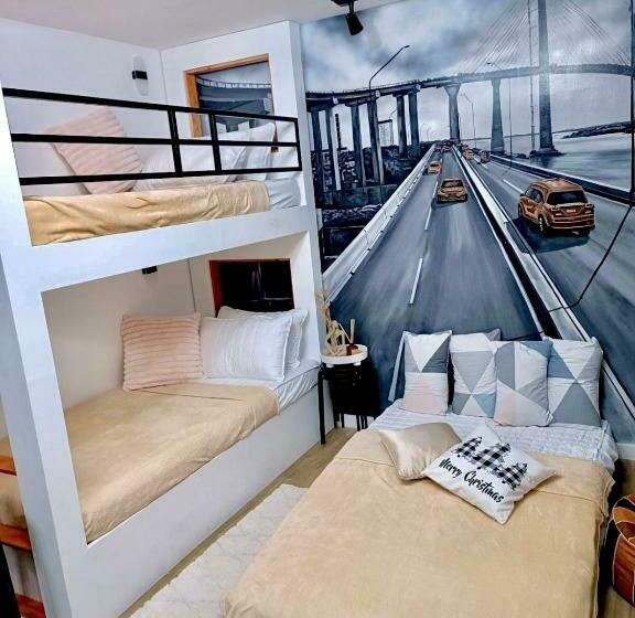 Antara Queenbed Balcony Hotshower Workcoffee Station Fullkitchen