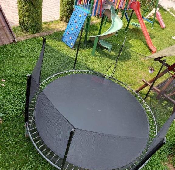 민박 Pensiunea La Mogan