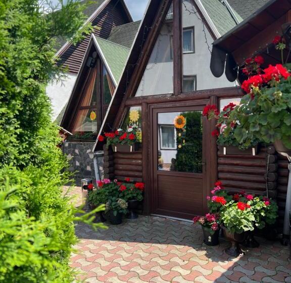 민박 Pensiunea La Mogan