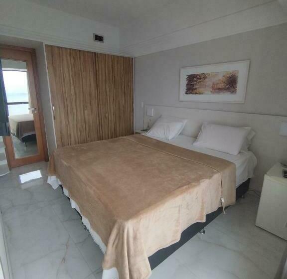 Flat Tropical Executive