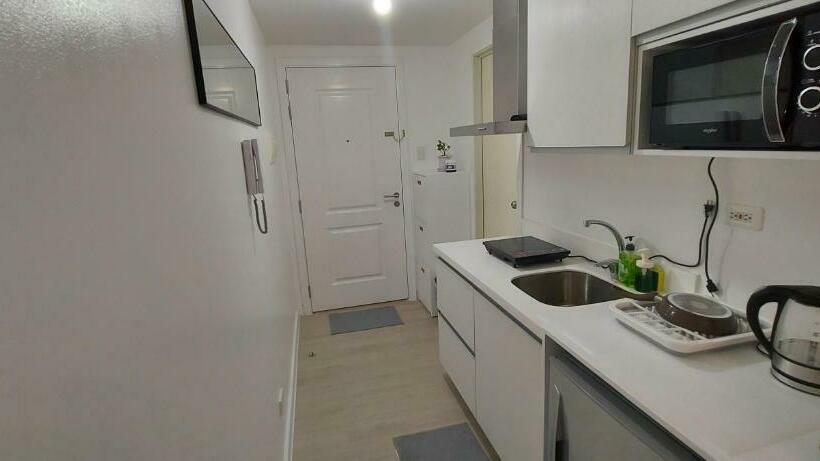 Gbu S Studio With Balcony At Azure North Pampanga