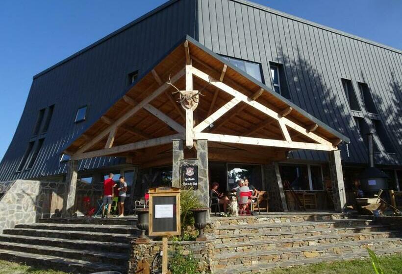 Отель Montlo Relais Des Cerfs