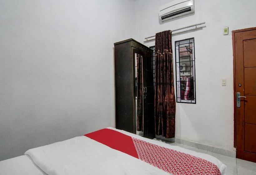 酒店 Oyo 92111 Dinda Homestay Syariah