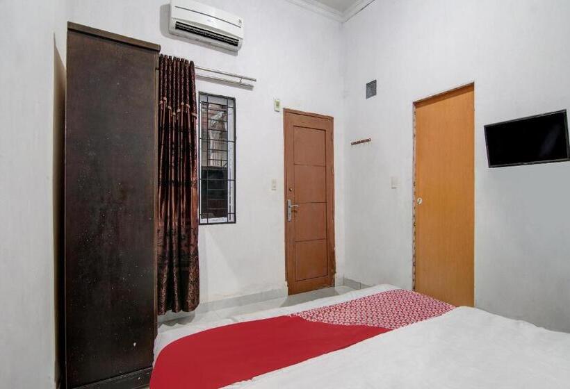 酒店 Oyo 92111 Dinda Homestay Syariah