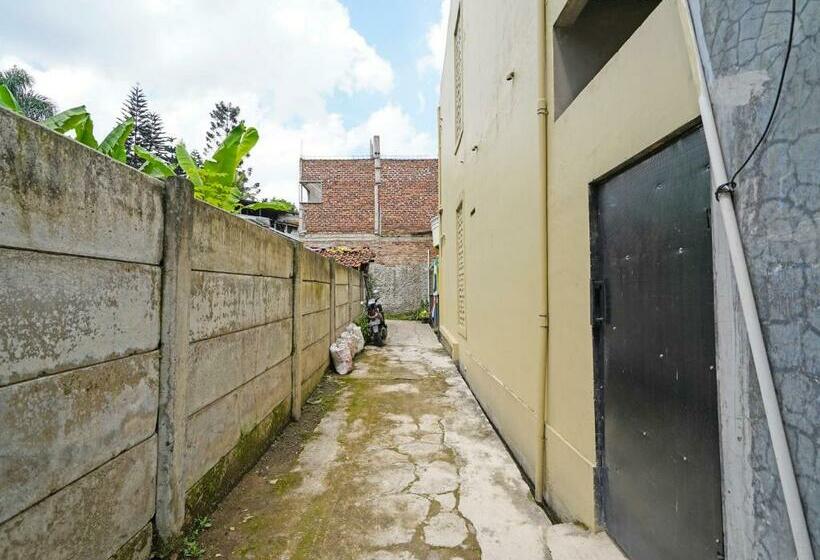 호텔 Spot On 91993 Pondok Hs Padalarang Syariah