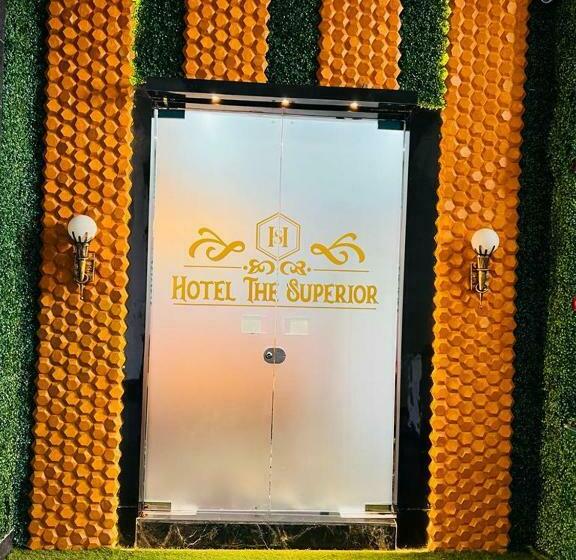 ペンション Akash Retail