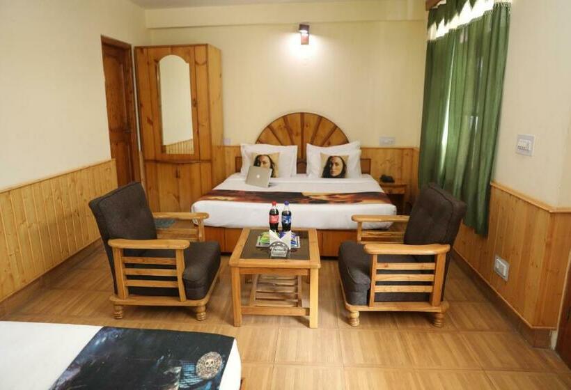 펜션 Purnima  Mountain & River View