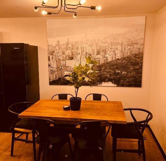 ペンション Woodbury Two2  An Industrial Haven In The City