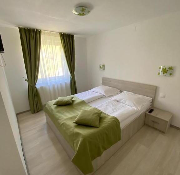 Pensiunea Padurea Verde