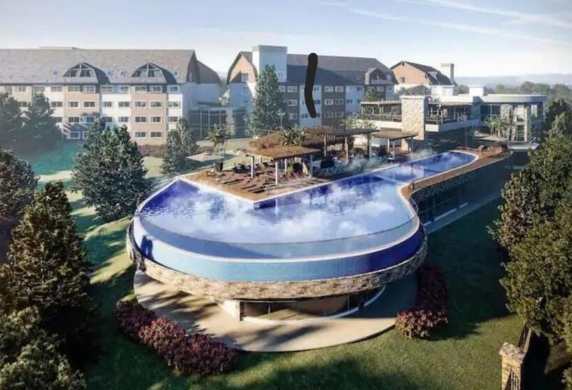 Курорт Laghetto Golden Gramado