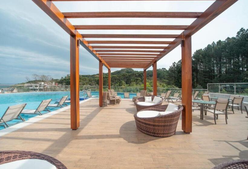 Курорт Laghetto Golden Gramado