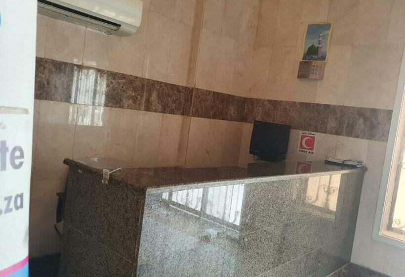 Отель الراوي العزيزية