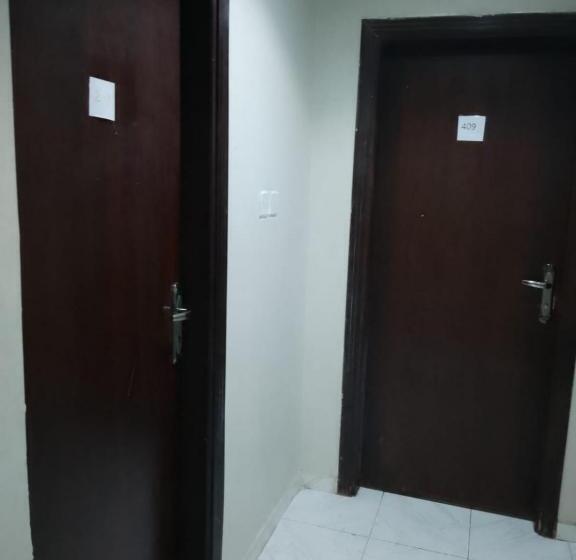 Отель الراوي العزيزية