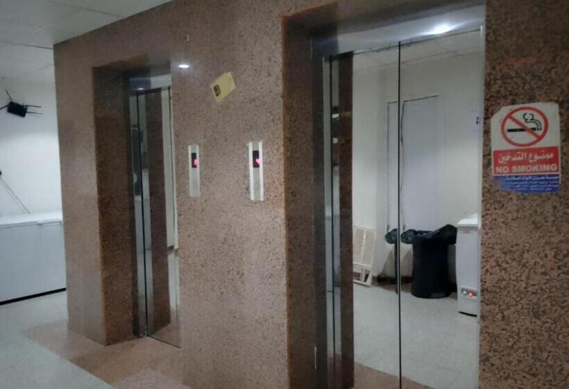 Отель الراوي العزيزية