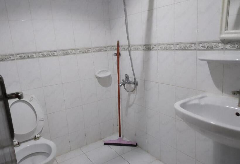 Отель الراوي العزيزية