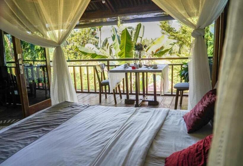 ユースホステル Air Manis Hillside Villa Cafe & Resto