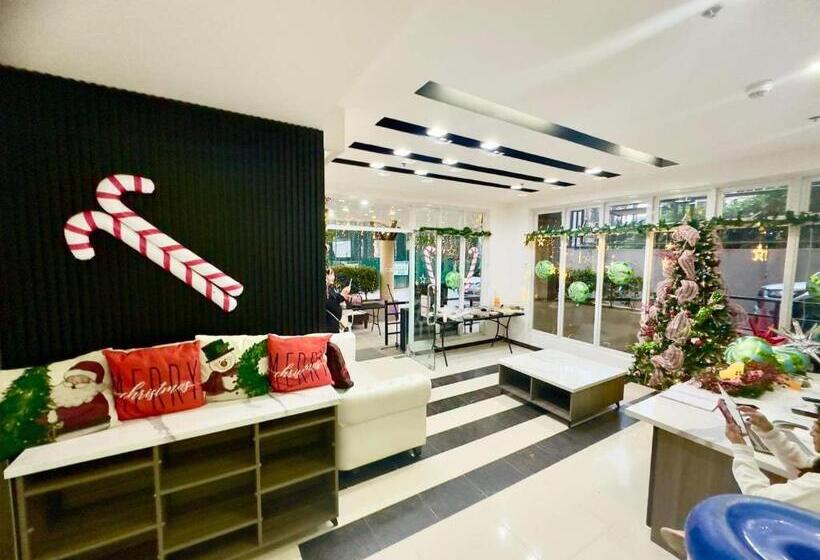 Condominium Ec Accommodation