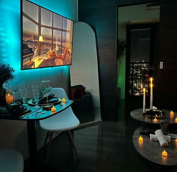 호텔 54th Floor Cityskyline View