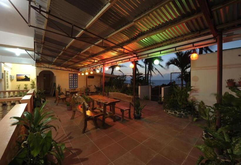 فندق Batanes Seaside Lodge & Restaurant