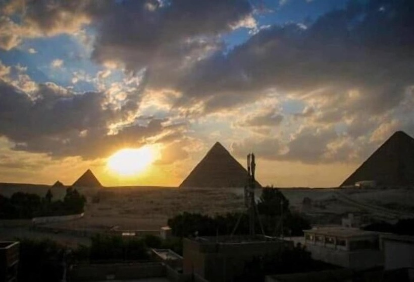 Hotel Falcon Pyramids Inn