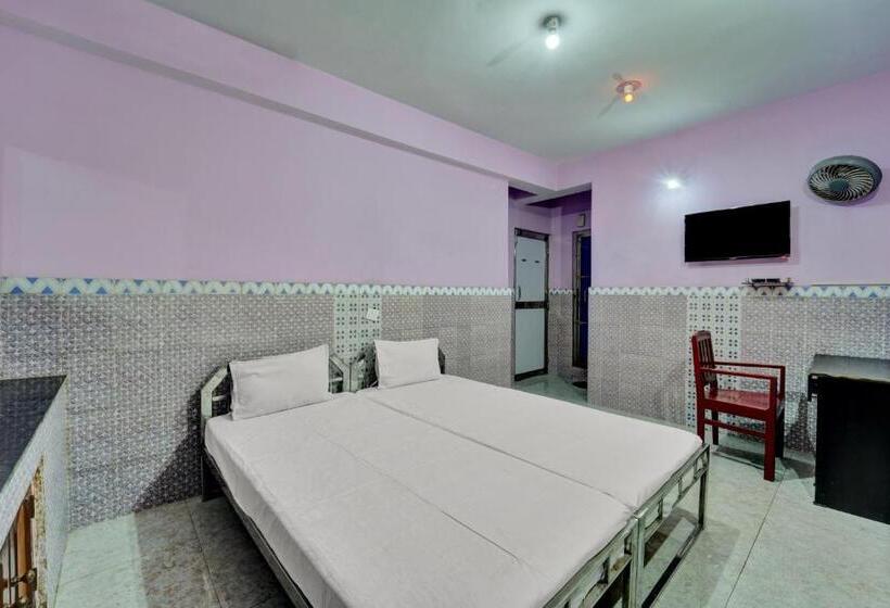 Hotel O Guru Nanak Residency