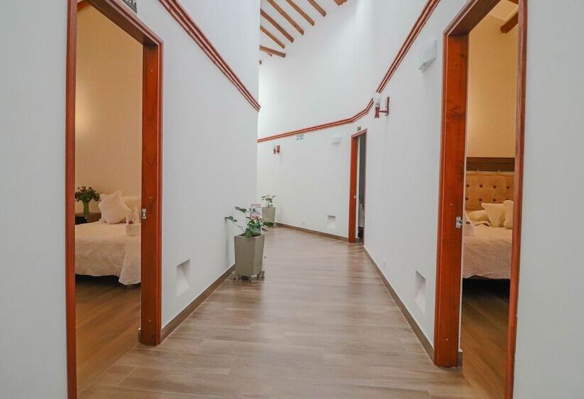 Отель Las Palmas