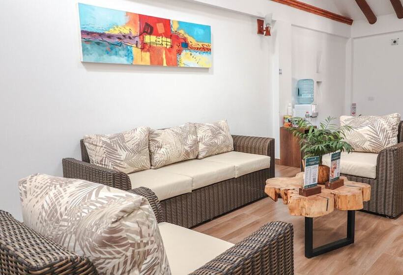 Отель Las Palmas