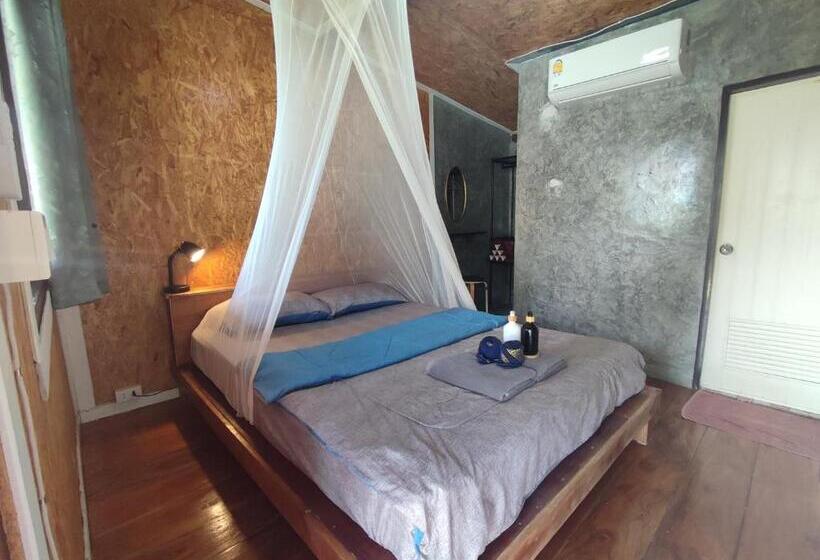 בית מלון כפרי Our Village Farmstay Kohmook