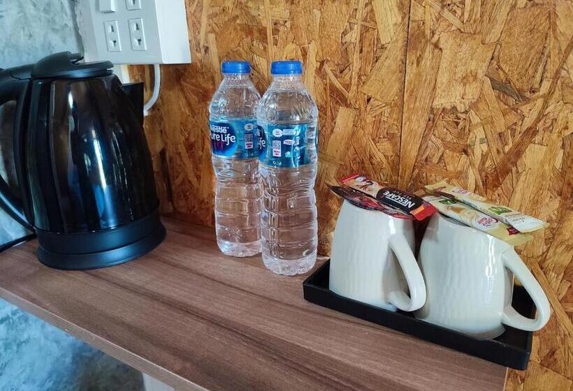 בית מלון כפרי Our Village Farmstay Kohmook