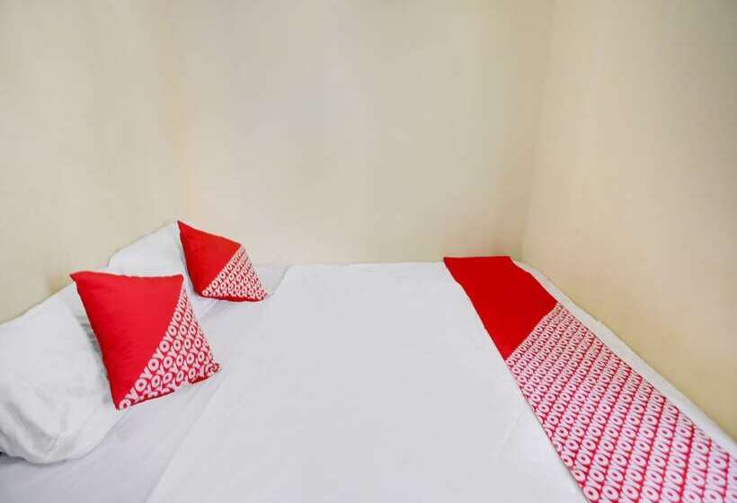 酒店 Spot On 91968 Penginapan Saweri Gading