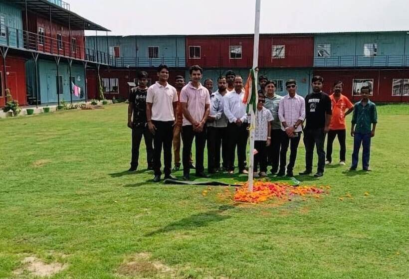 酒店 Vrinda Resort By Dcrest Vridavan