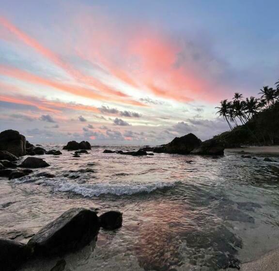 펜션 Ishadi Resort