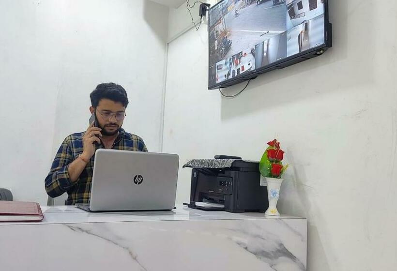 Prime Hotel And Restaurant