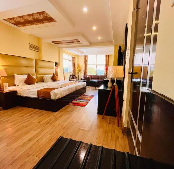 בית מלון כפרי The Reo Near Har Ke Pauri Road  Haridwar