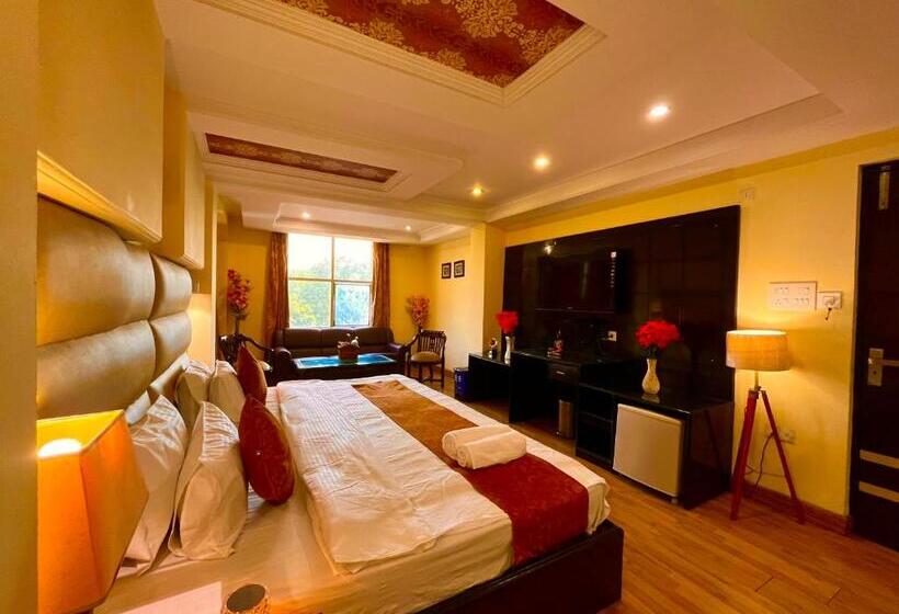 בית מלון כפרי The Reo Near Har Ke Pauri Road  Haridwar