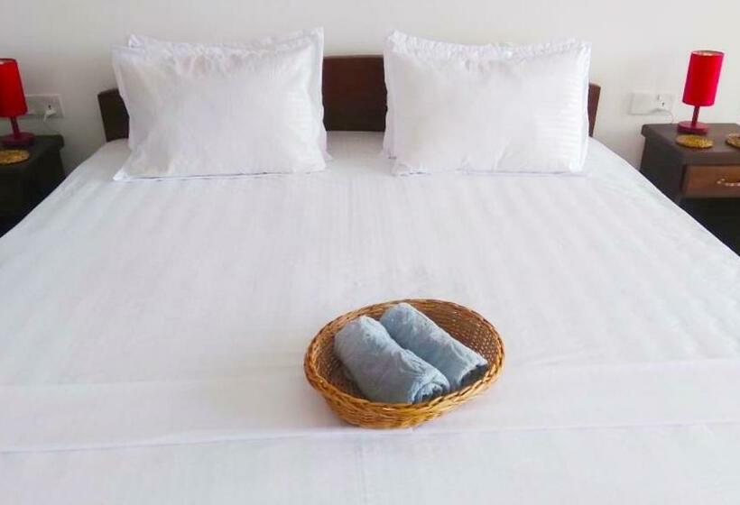 Wild Fortress Hotel Sigiriya