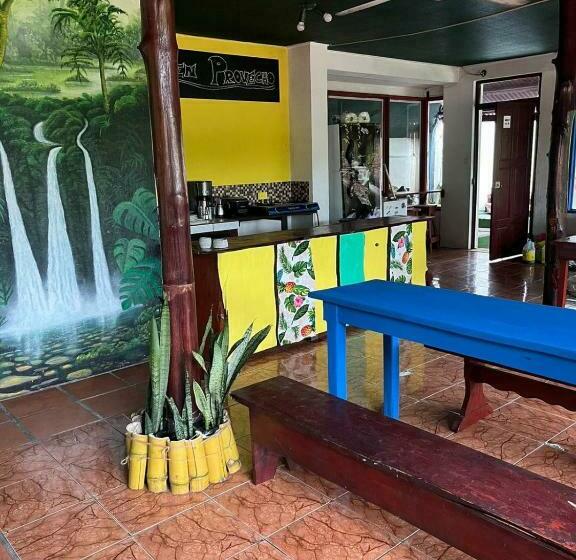Pura Vida Hostel Manuel Antonio