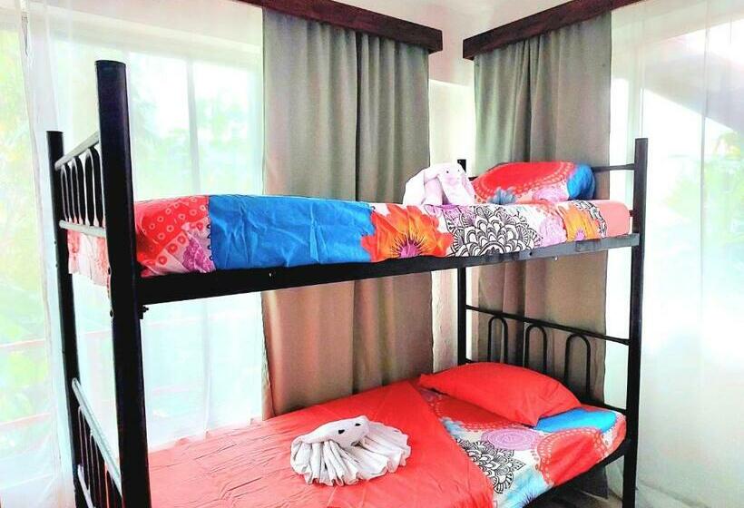 Pura Vida Hostel Manuel Antonio