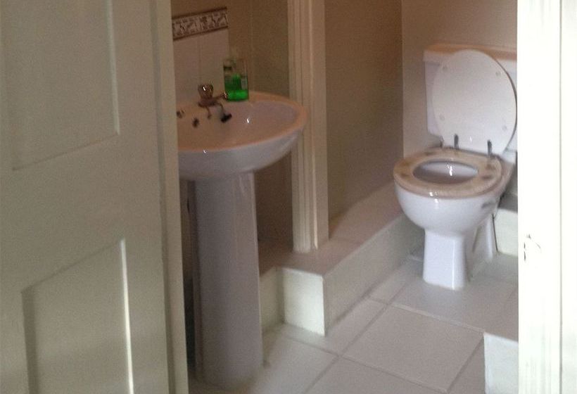 Bed and Breakfast Farnham Rooms