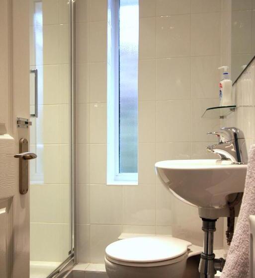 Abacus Bed And Breakfast, Blackwater, Hampshire