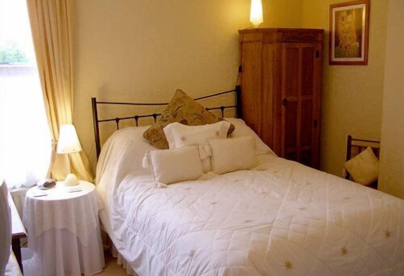 Anton Guest House Bed And Breakfast