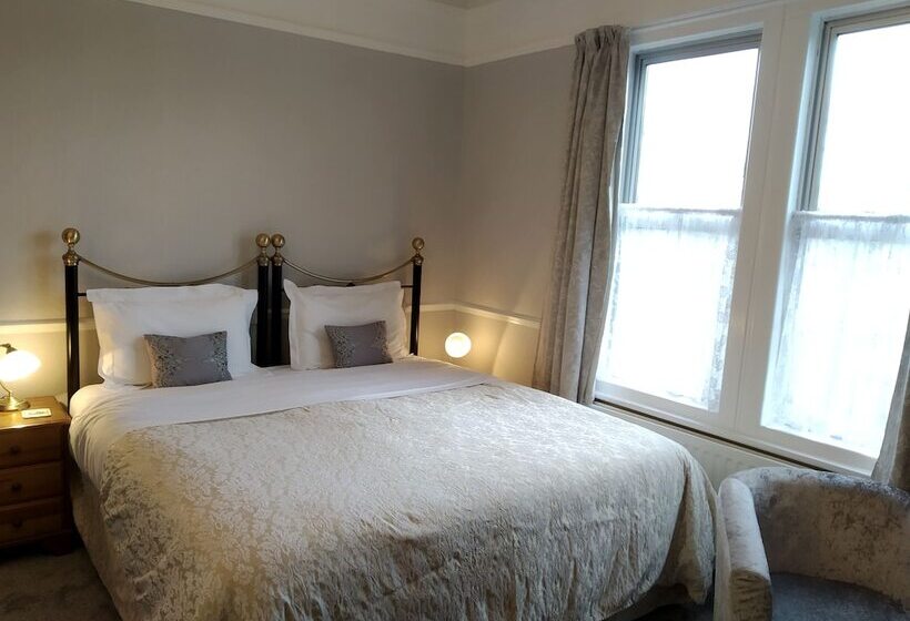 Anton Guest House Bed And Breakfast