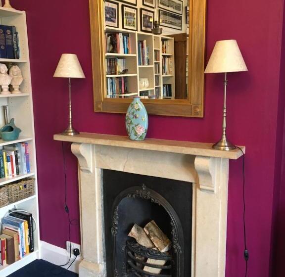 Ashbury Bed & Breakfast