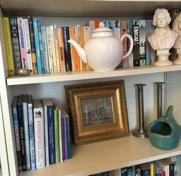 Ashbury Bed & Breakfast