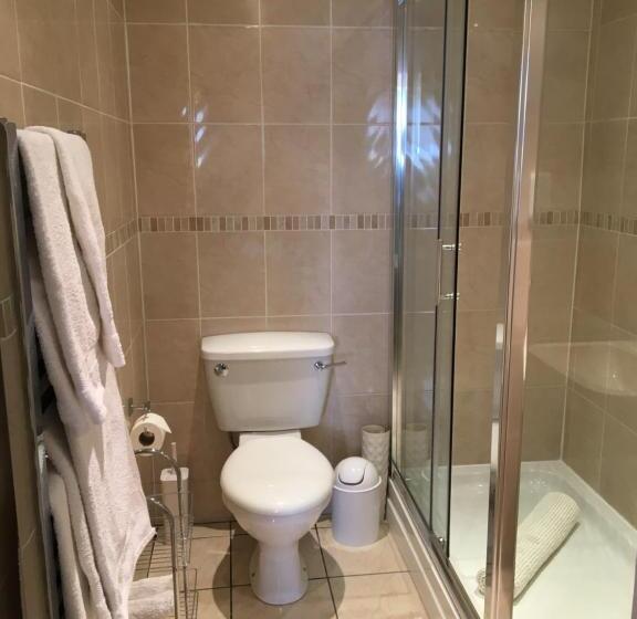 Ashbury Bed & Breakfast