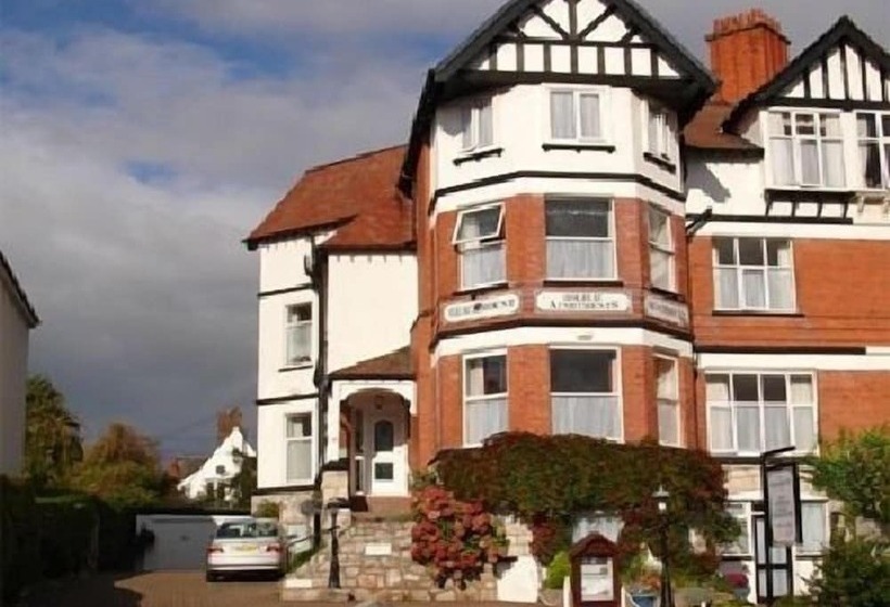 Beachmount Holiday Apartments