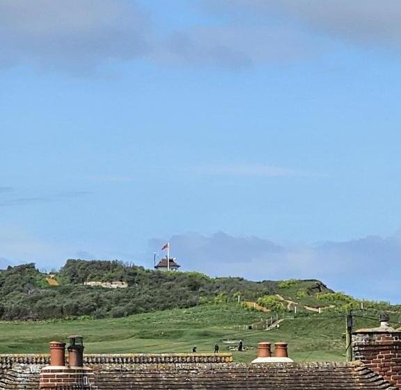 مبيت وإفطار Burlington Berties